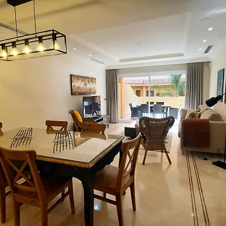 Apartment Aloha Hill Club *