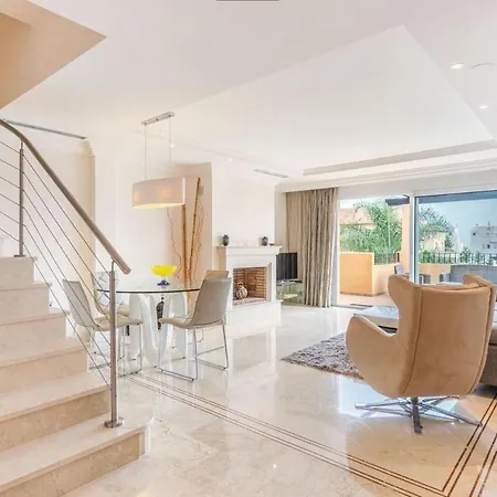 Aloha Hill Club Apartment